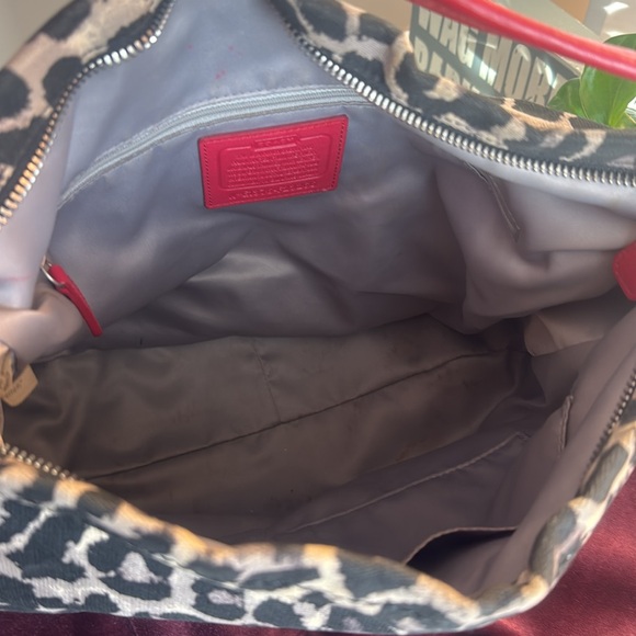 COACH bag. Pre-owned red/print - Picture 6 of 7